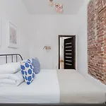 Two Bedroom Apartment - Sarego 28 Street