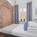 Two Bedroom Apartment - Sarego 28 Street